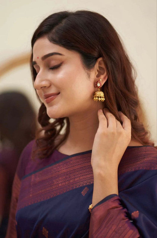 NOZ2TOZ Women Banarasi Silk Woven Saree With Blouse Piece - Navy Blue | Swadesiicart