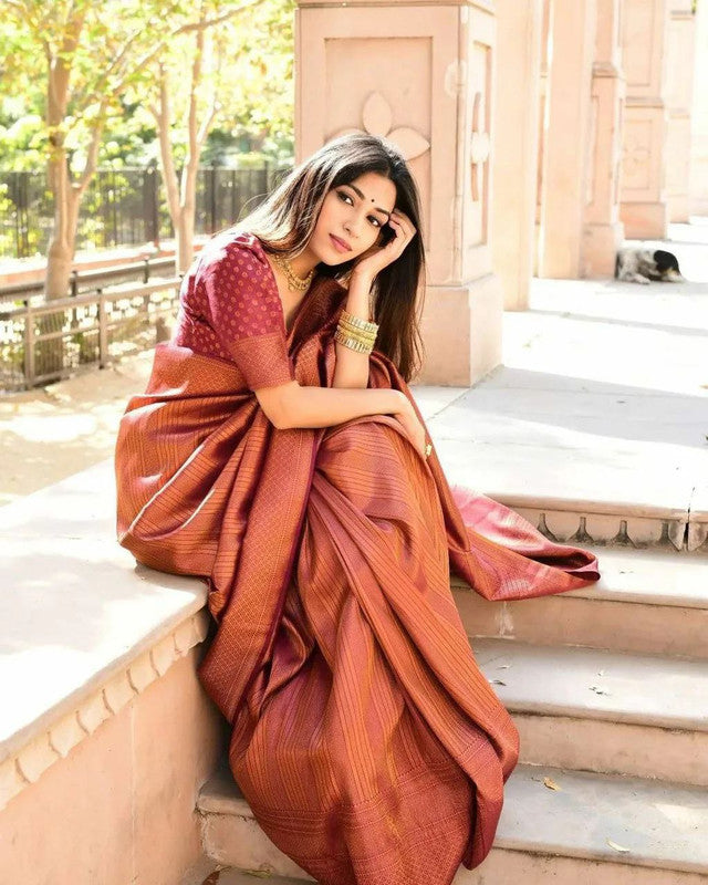 NOZ2TOZ Women Banarasi Silk Woven Saree With Blouse Piece - Maroon | Swadesiicart