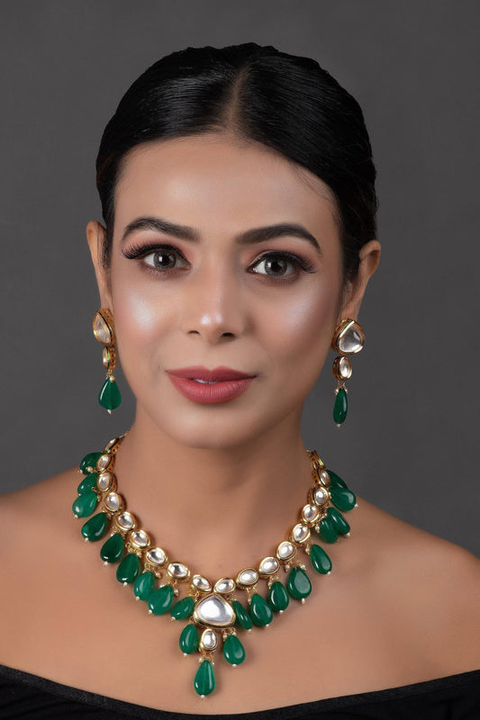 Peryl Women's Emerald Beaded Gold Toned Kundan Inspired Necklace With Earrings - Noz2Toz
