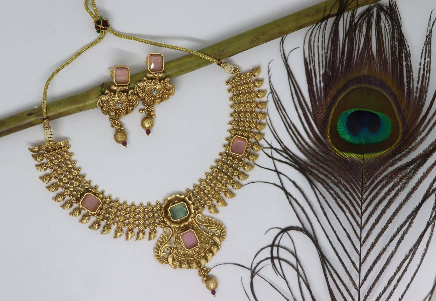 Joban Fashion Peach&Green Stone Pure Brass With Rajwadi Polish Necklace Set | Swadesiicart