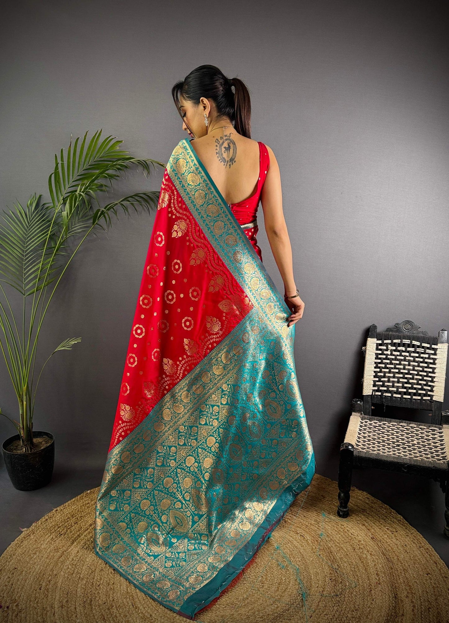 Sonakshi Women's Maharani Banarasi Silk Zari Weaving Saree with Blouse | Swadesiicart