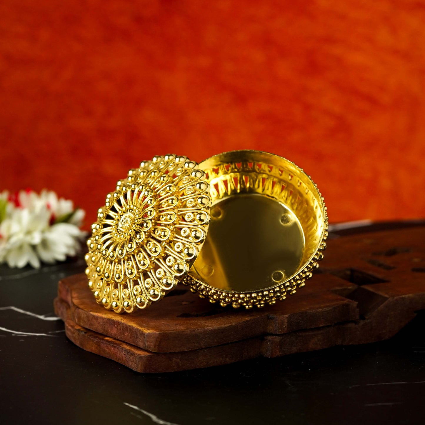Sri Rudra Gold Fancy Tray Round Bowl (EAN 8906101491865) - Swadesiicart