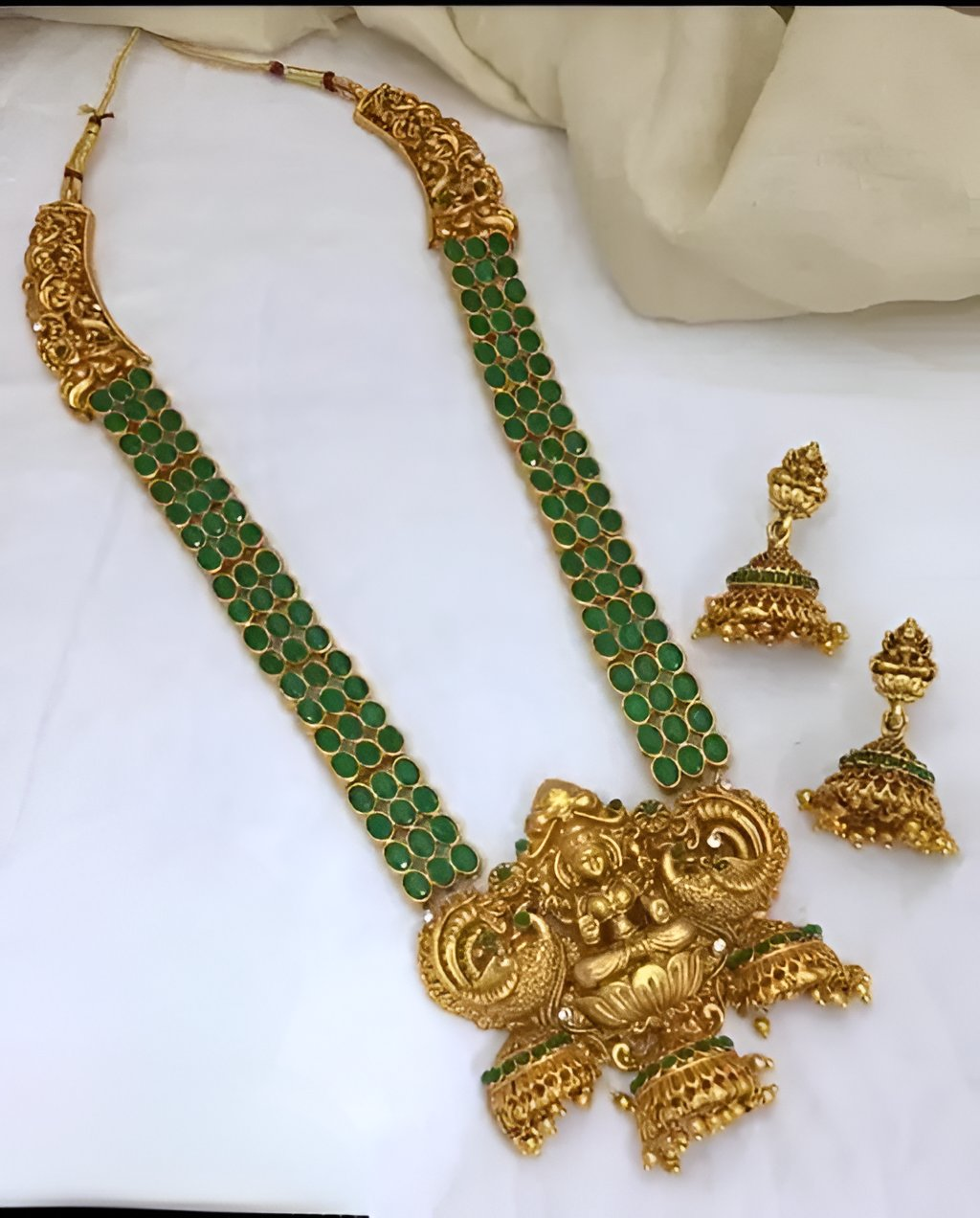 Jewel City Temple Gold Lakshmi Necklace with Green Stone - Traditional Indian Handcrafted Jewelry for Wedding, Festival & Occasions | Swadesiicart