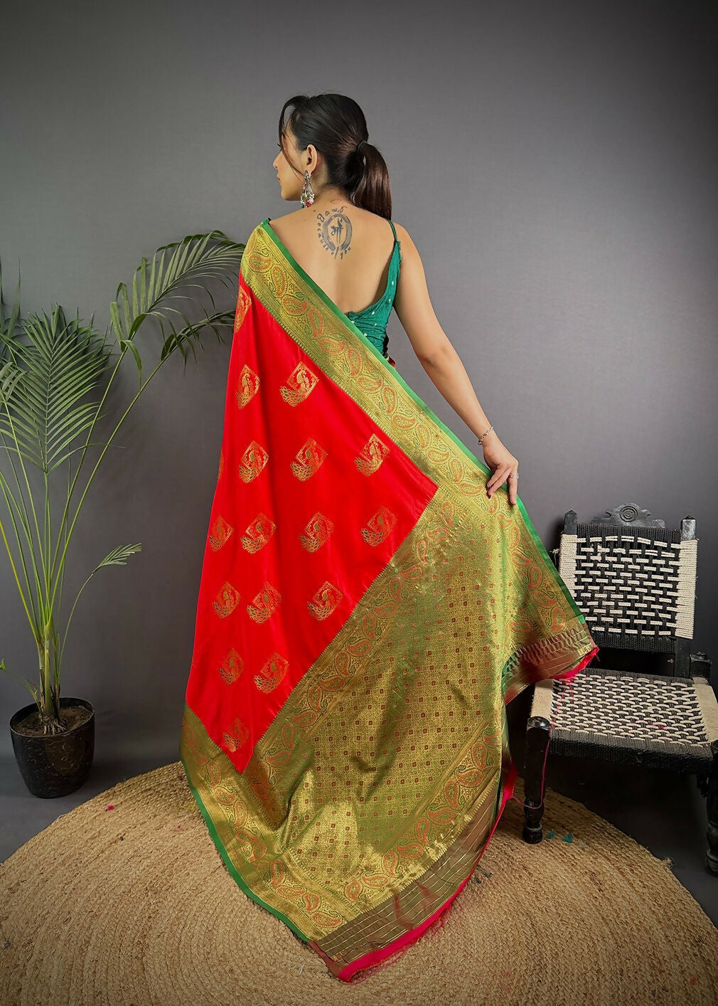 Joban Fashion Green Peacock Banarasi Silk Sarees | Swadesiicart