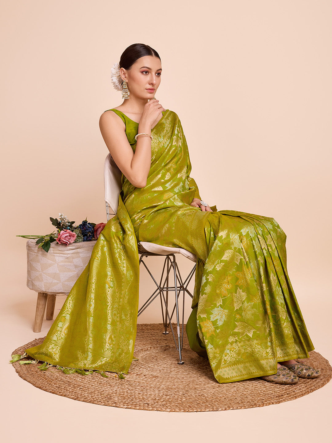 Vedant Vastram Soft Litchi Silk Banarasi Silk Saree - Olive | Swadesiicart