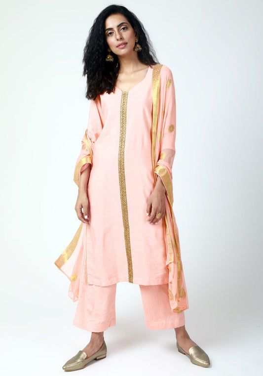 trueBrowns Peach Gota Kurta-Pant-Dupatta | Swadesiicart