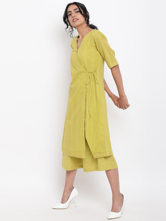 trueBrowns Green Cotton Angrakha Kurta Set | Swadesiicart