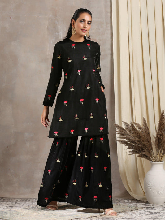 trueBrowns Black Velvet Embroidered Kurta Sharara Set | Swadesiicart