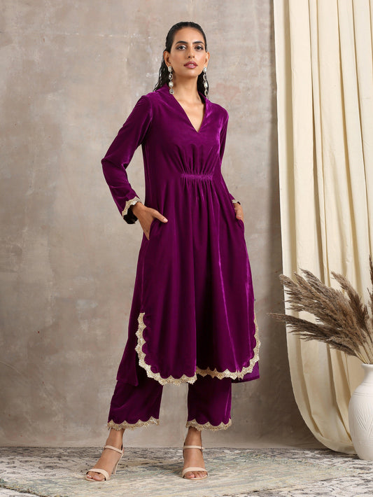 trueBrowns Wine Velvet Lace Kurta Pant Set | Swadesiicart