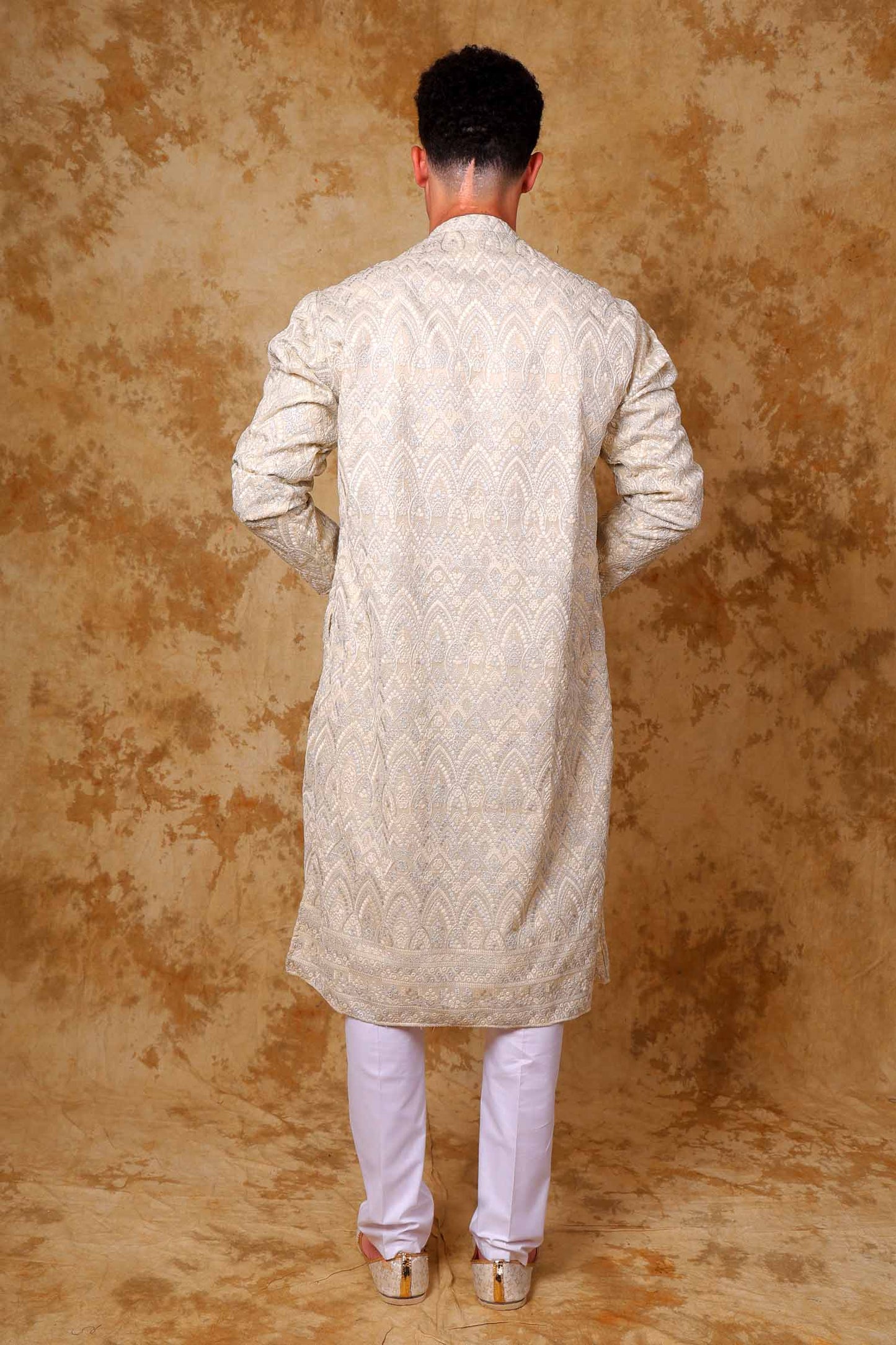 Bluesaanchi Zari Work Ivory Kurta with Trouser Pajama | Swadesiicart