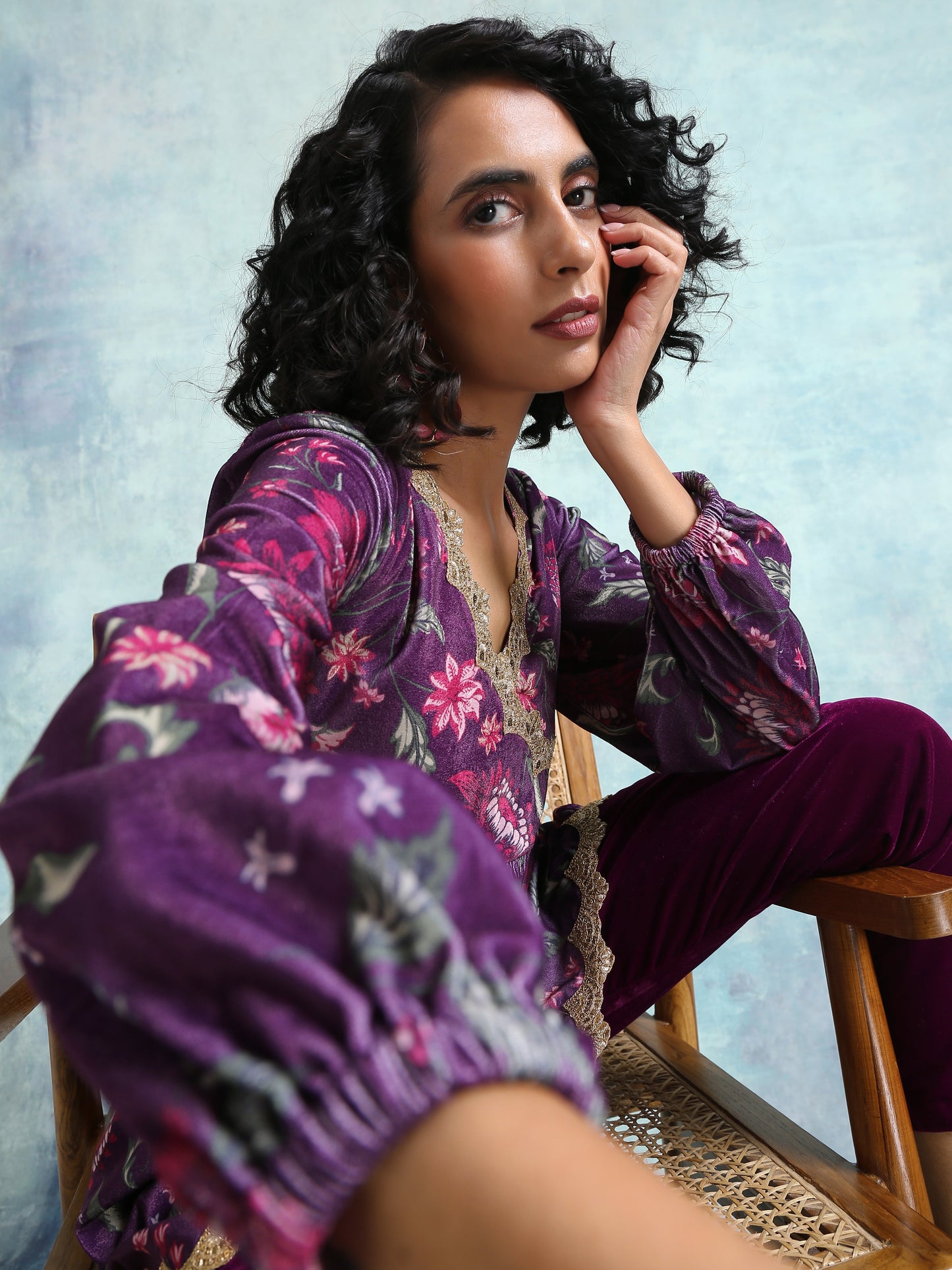 trueBrowns Wine Printed Velvet Lace Co-Ord Set - Swadesiicart