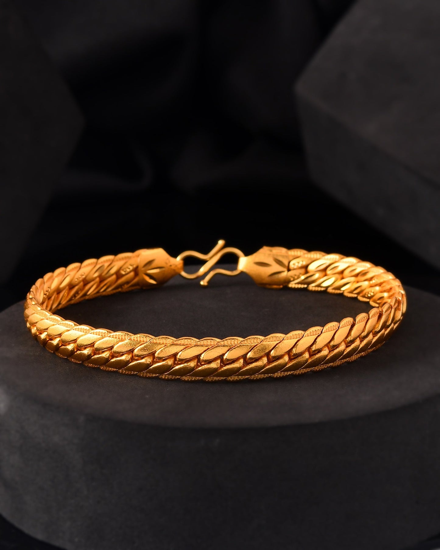 VOJ Gold Polished HandCrafted linked Bracelet - Swadesiicart