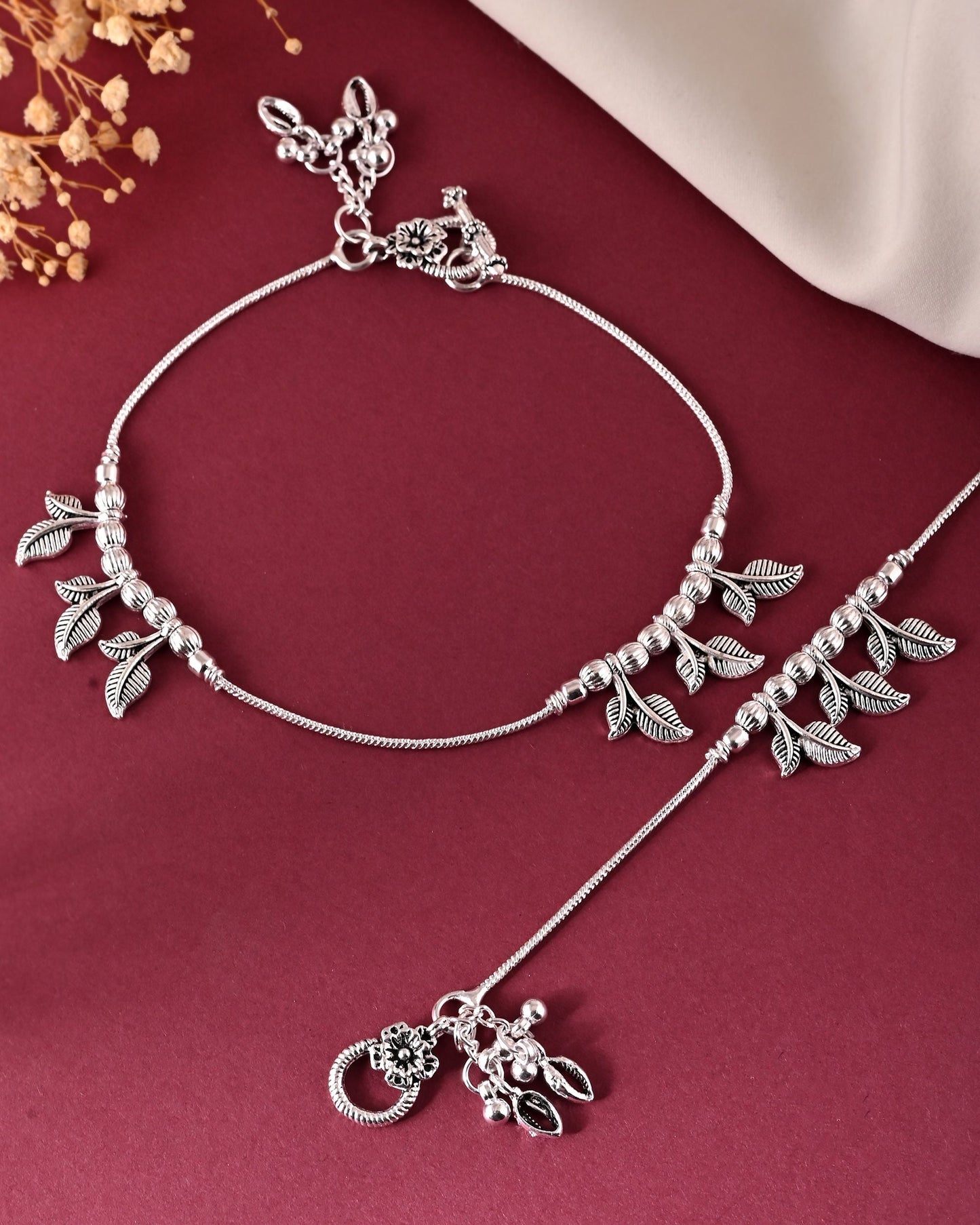 VOJ Set of 2 Silver Toned Leaf Designed Handcrafted Anklet - Swadesiicart