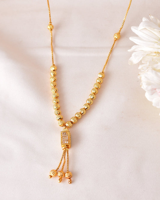 VOJ Gold-Polished Stainless Steel Stone Studded Chain For Women | Swadesiicart