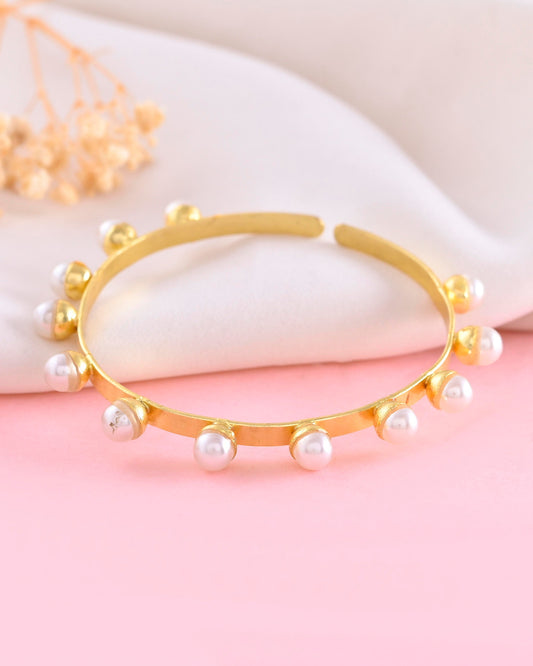 VOJ Gold-Polished Pearl Studded Kada Barcelet