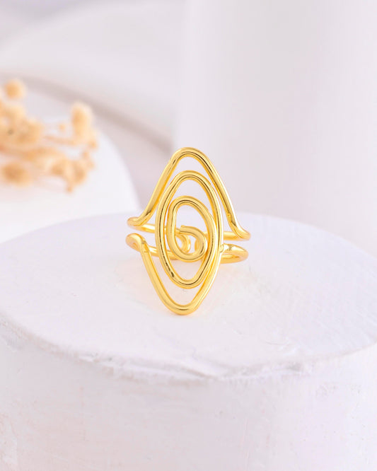 VOJ Gold-Polished Anti Tarnish Textured Finger Ring