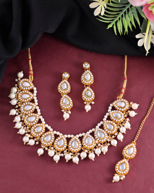VOJ Gold-Polished Kundan Stones Studded Jewellery Set With Maang Tikka - Swadesiicart