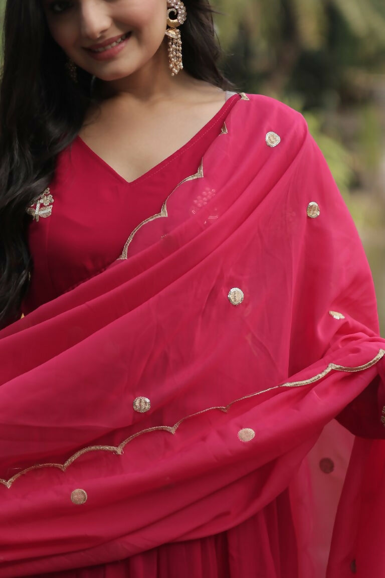 Jyoti Fashion Women's Pink Faux Blooming Embroidered Kurta with Trouser & Dupatta | Swadesiicart