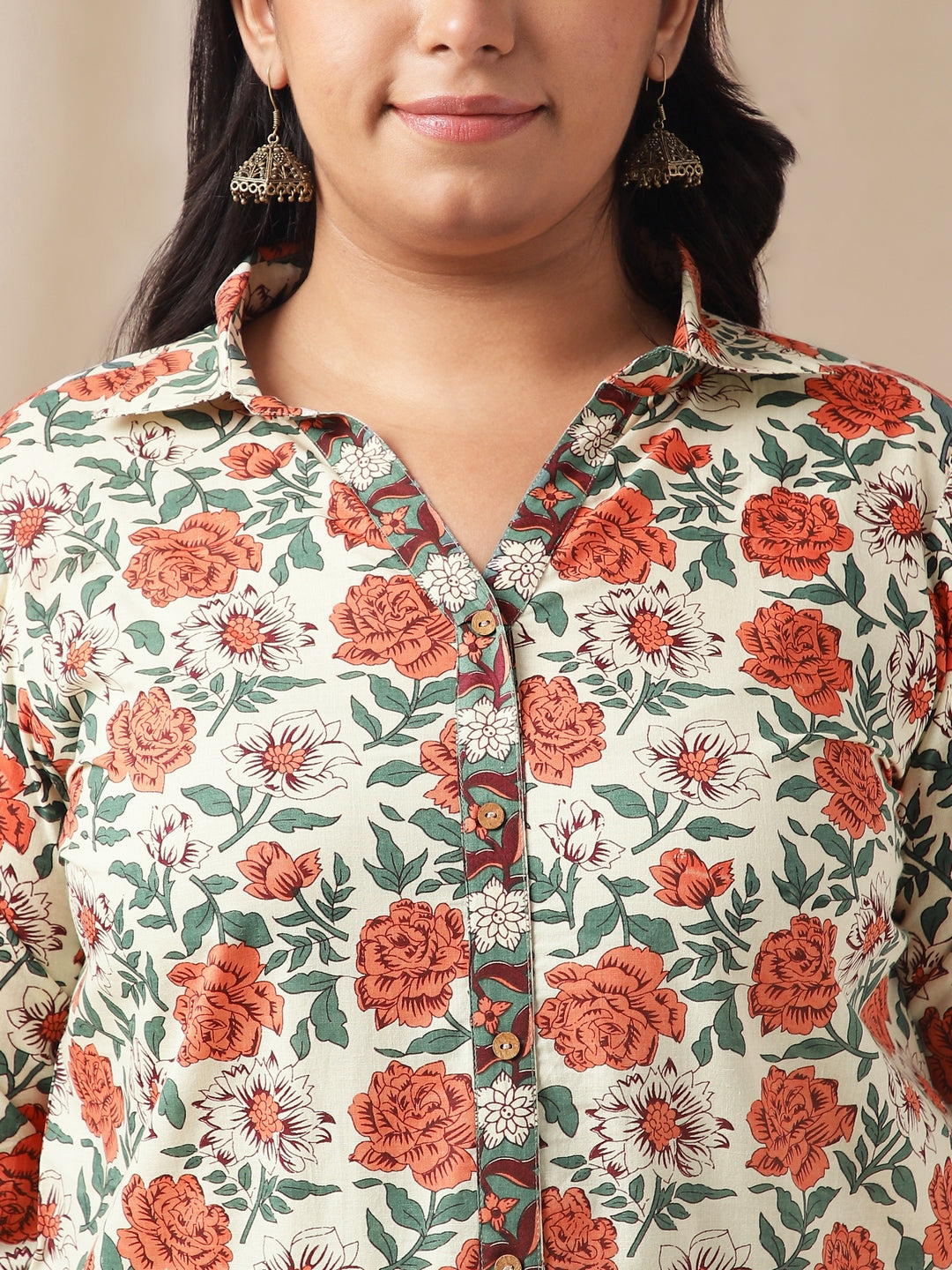 Janasya Regular Cambric Cream Floral Shirt Collar Tunic | Swadesiicart