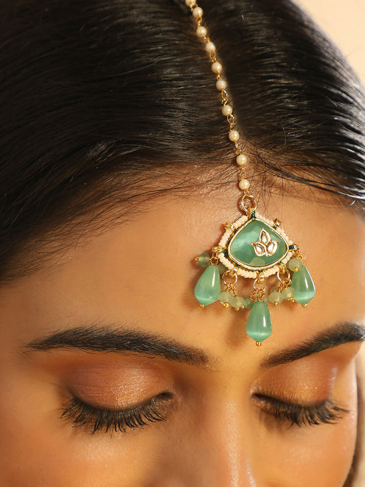 Nuyug 22K Gold Plated Lush Green Maang Tikka & Earrings Set | Swadesiicart