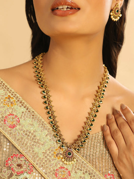 Nuyug 18K Gold Plated Temple Bliss Minimal Necklace Set | Swadesiicart