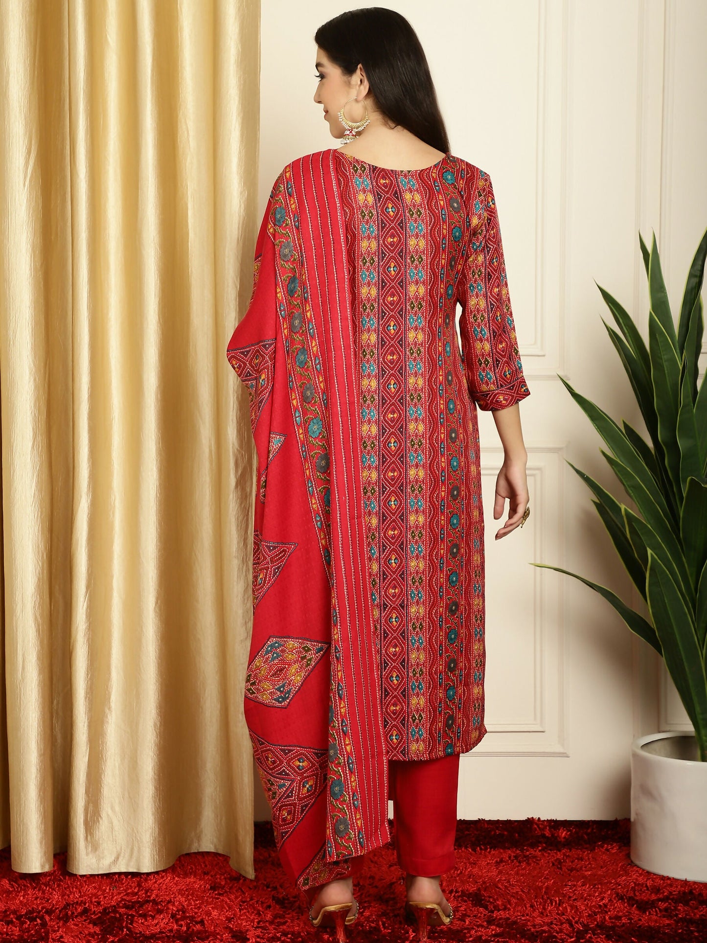 Jyoti Fashion Women's Red Pashmina Floral Digital Printed Kurta with Trouser & Dupatta | Swadesiicart