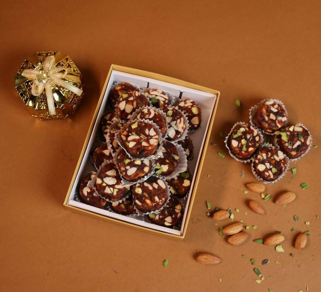 Pothgaal Sweets Karjur Doller | Swadesiicart