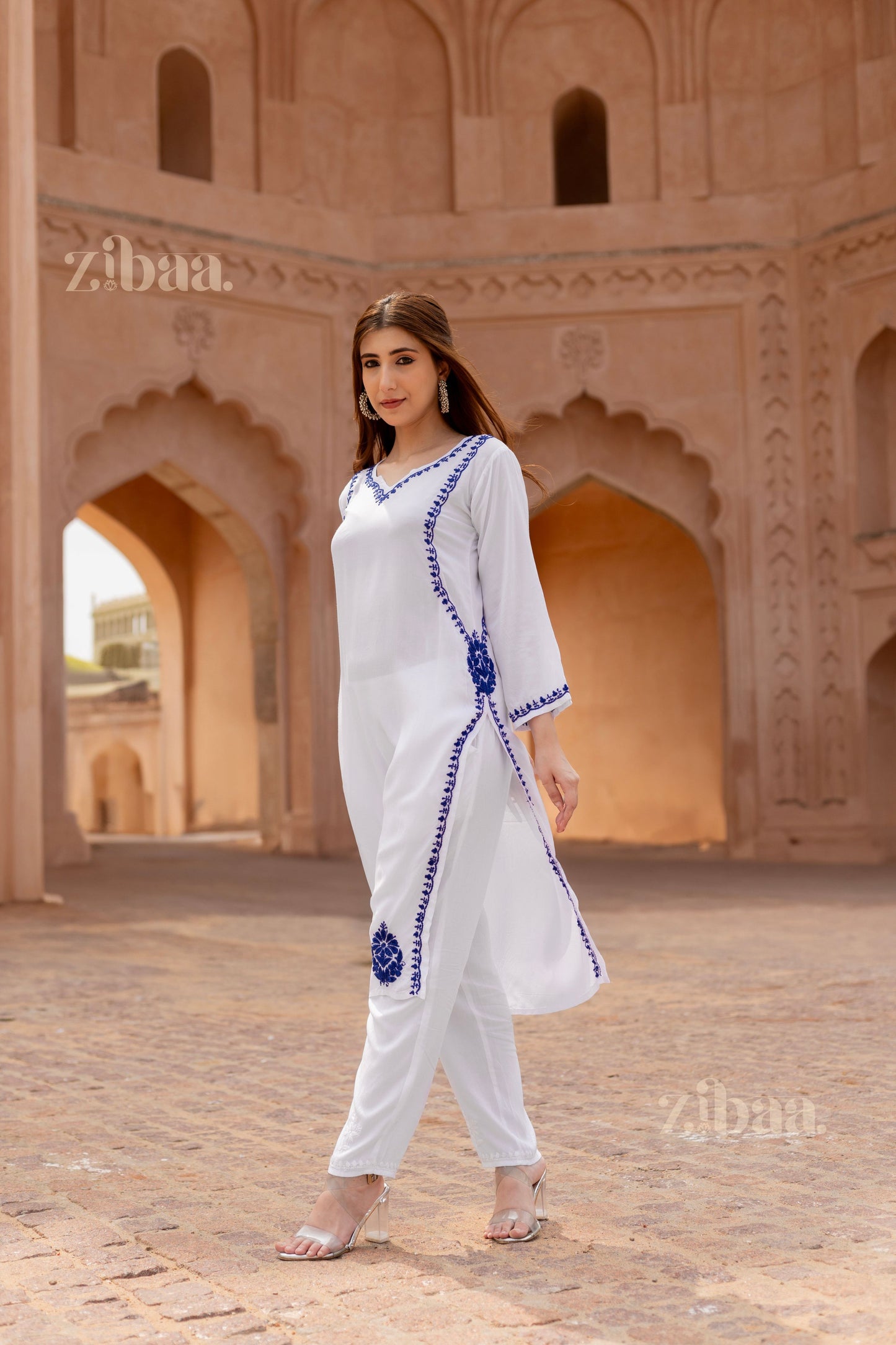 Zibaa Rayon White Chikankari Kurti - Swadesiicart