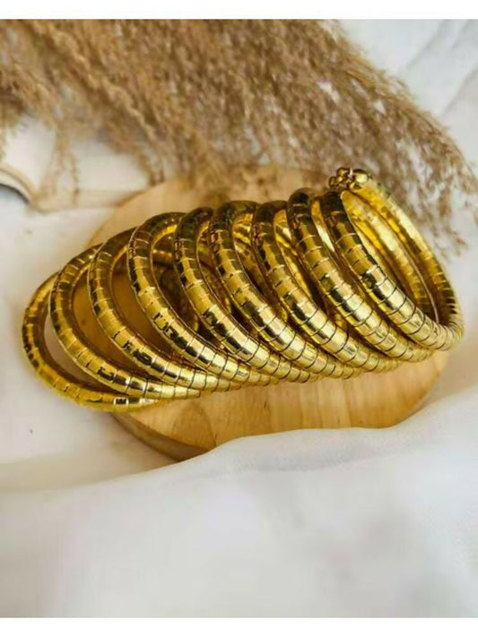 NVR Women Handmade Gold-Polished Spiral Bangle