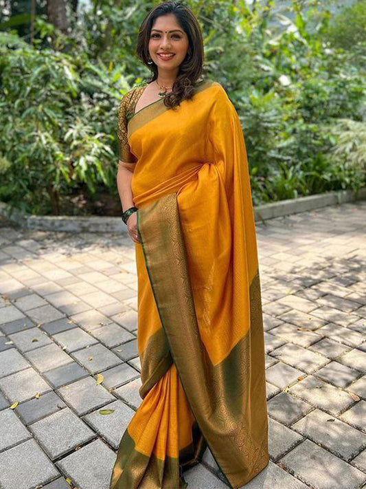Kalini Ethnic Motif Woven Design Zari Banarasi Saree | Swadesiicart