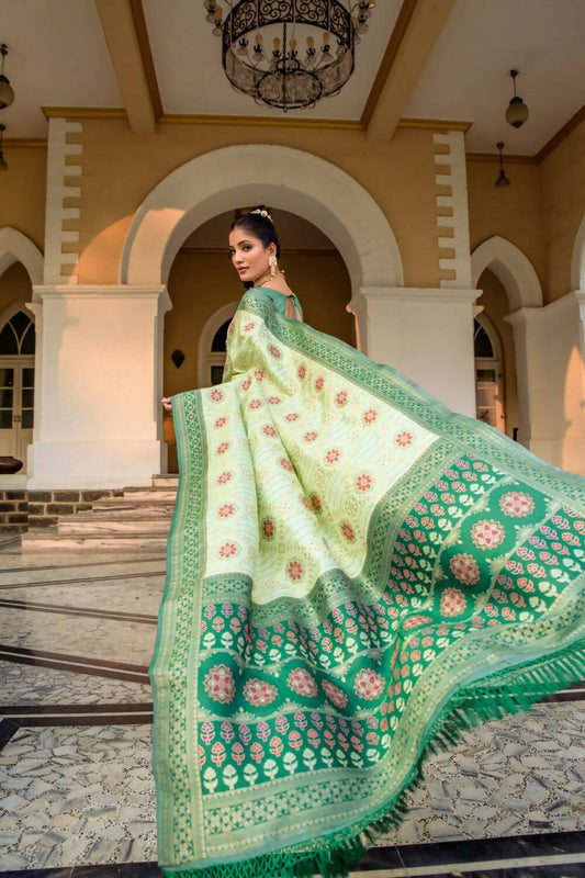 Vishnu Weaves Women's Sea Green Patola Banarasi Silk Meenakari Zari Woven Saree with Blouse - Swadesiicart
