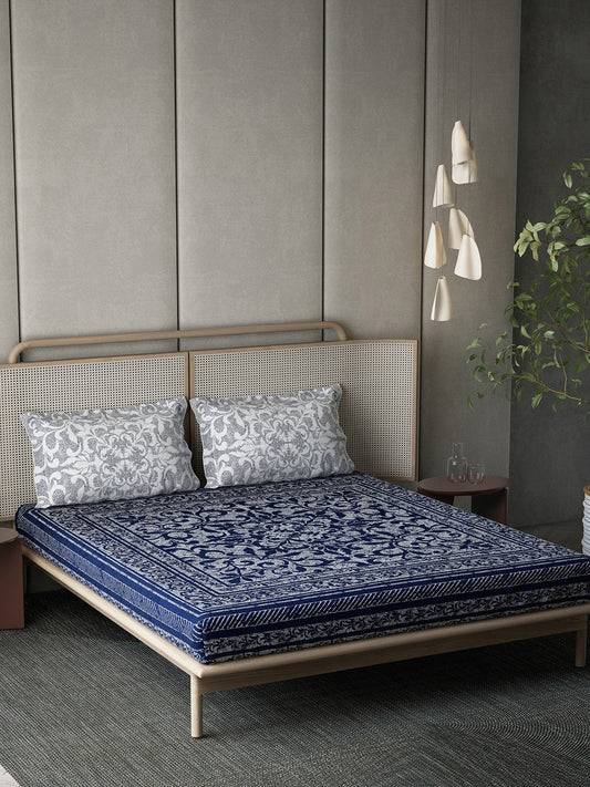 DDecor Blue & White Ethnic Motifs Cotton 140 TC King Bedsheet With 2 Pillow Covers - Swadesiicart
