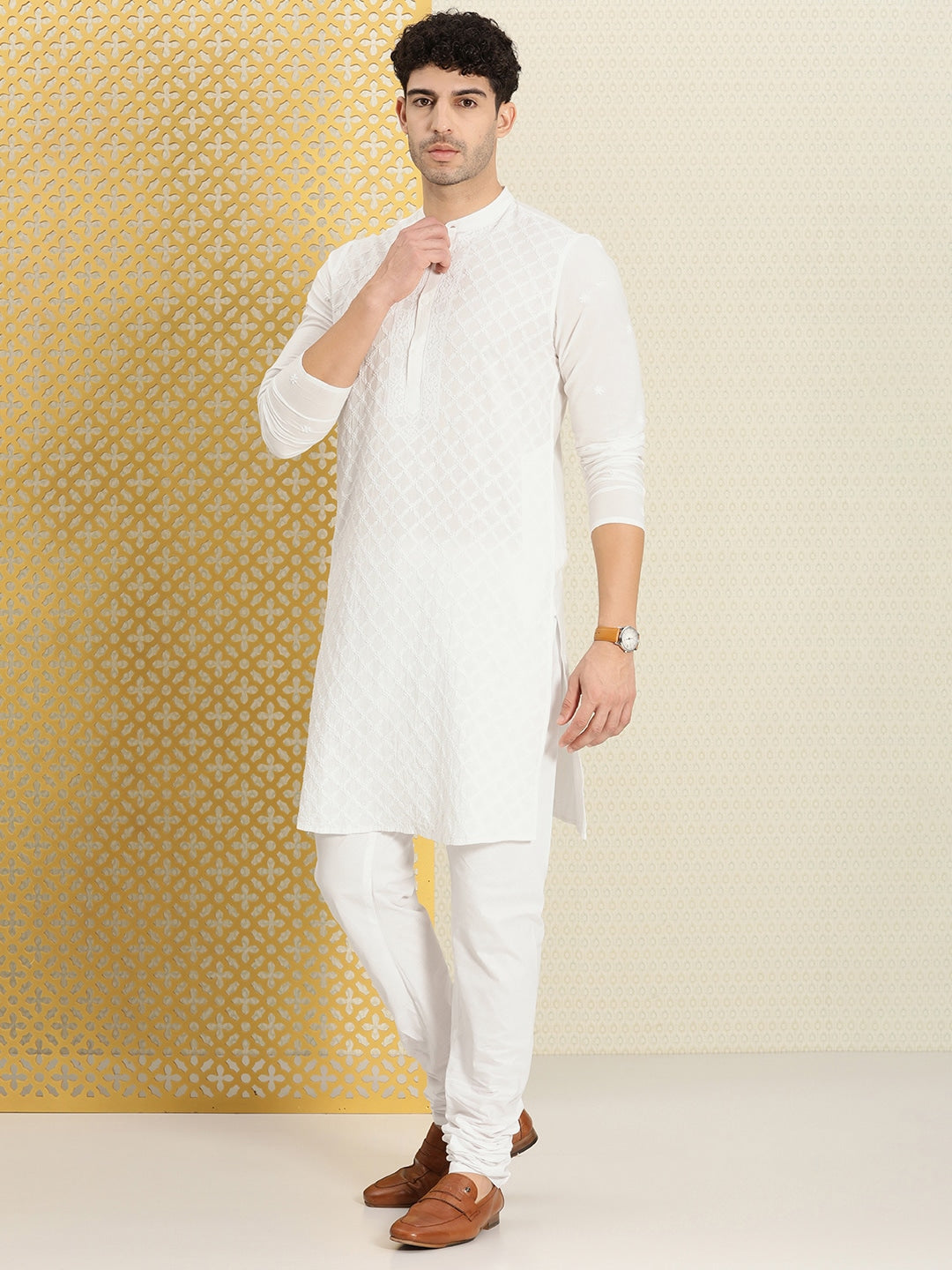House of Pataudi Men Chikankari Embroidered Pure cotton Jashn Kurta with Churidar | Swadesiicart