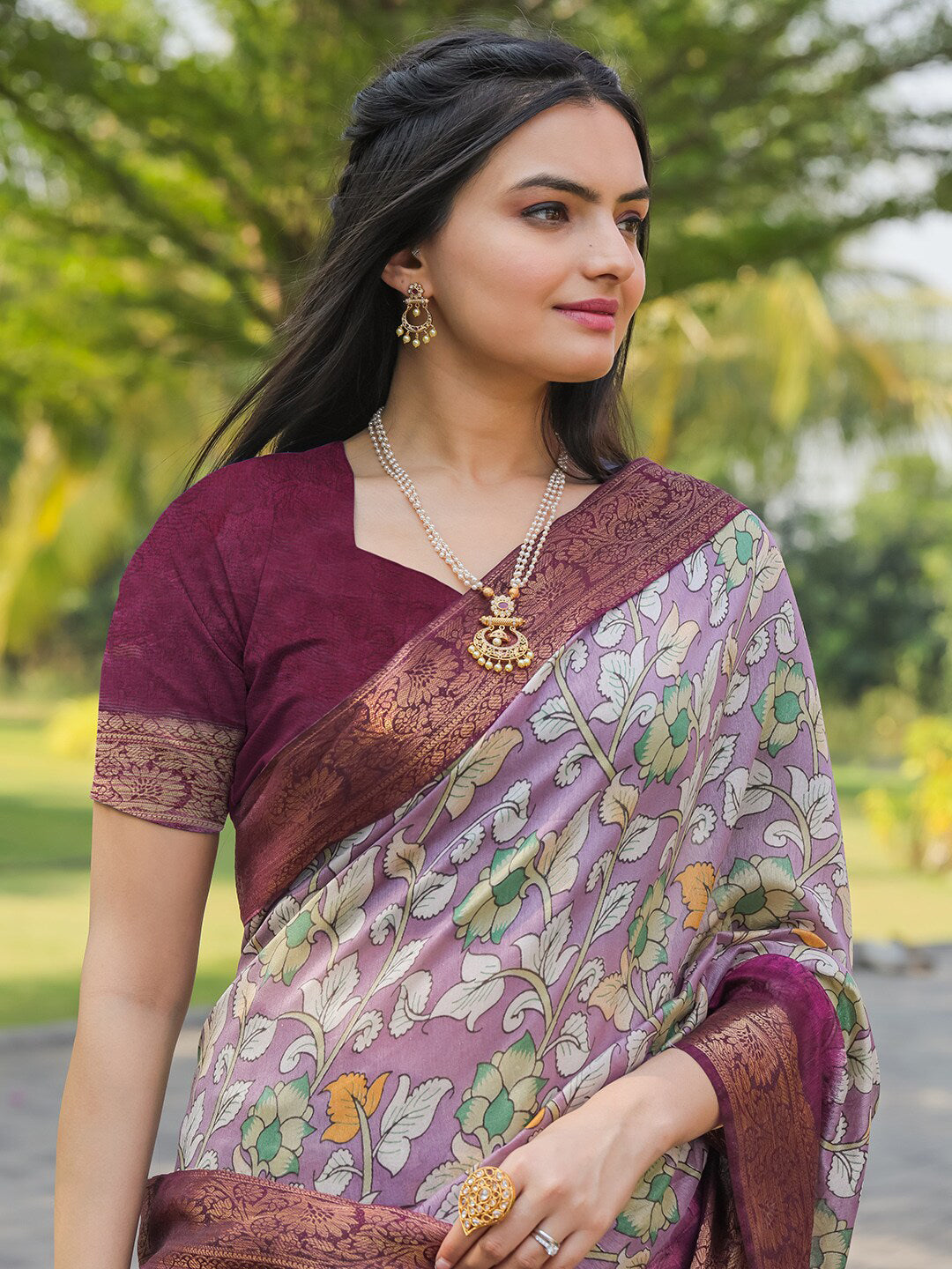 Tikhi Imli Floral Printed Zari Ready to Wear Saree | Swadesiicart