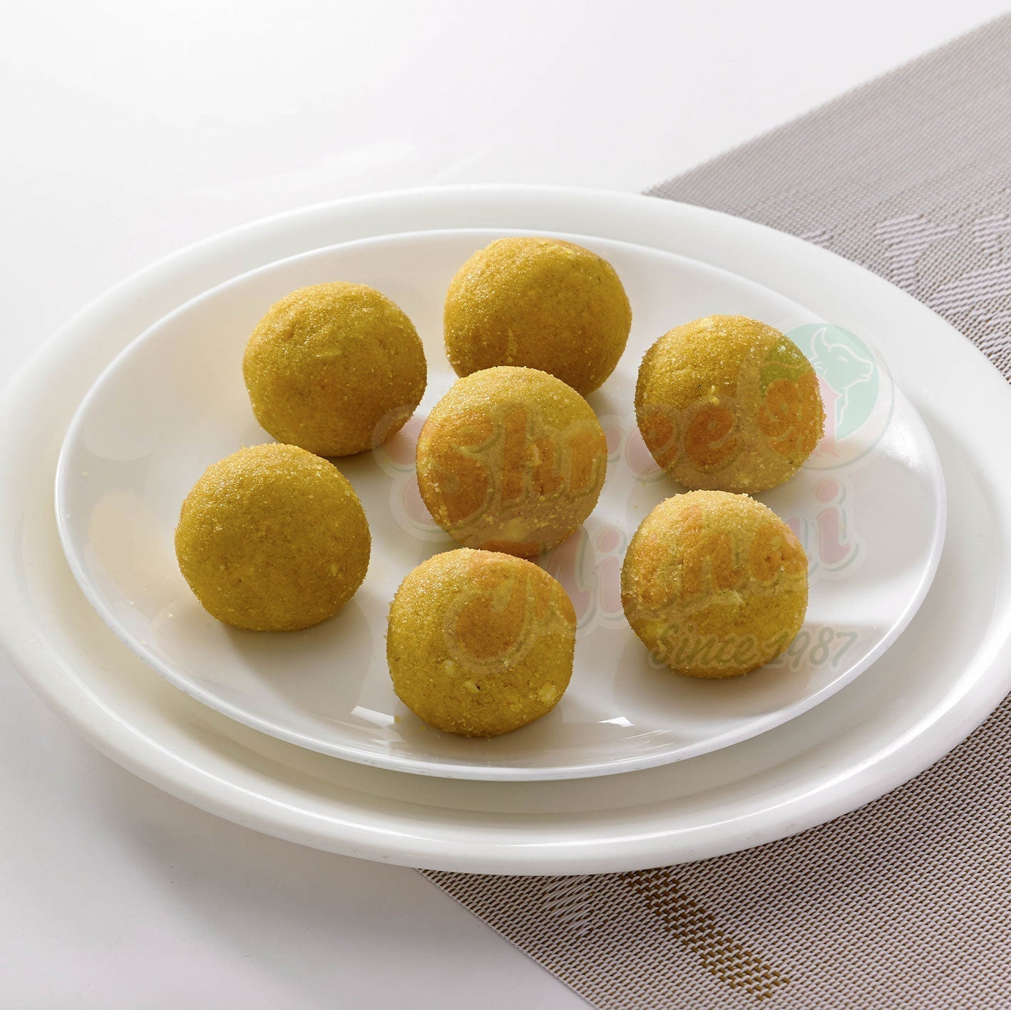Shree Mithai Besan Ladoo | Swadesiicart