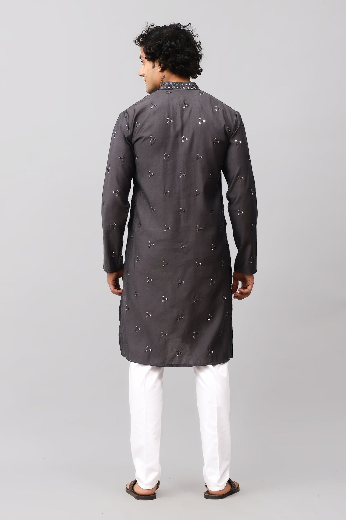 Bluesaanchi Men's Dark Grey Kurta Set with Embroidery Motif | Swadesiicart