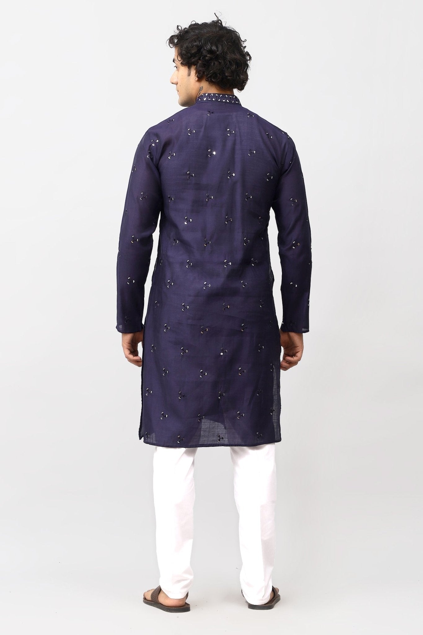 Bluesaanchi Men's Navy Blue Kurta Set with Embroidery Motif | Swadesiicart