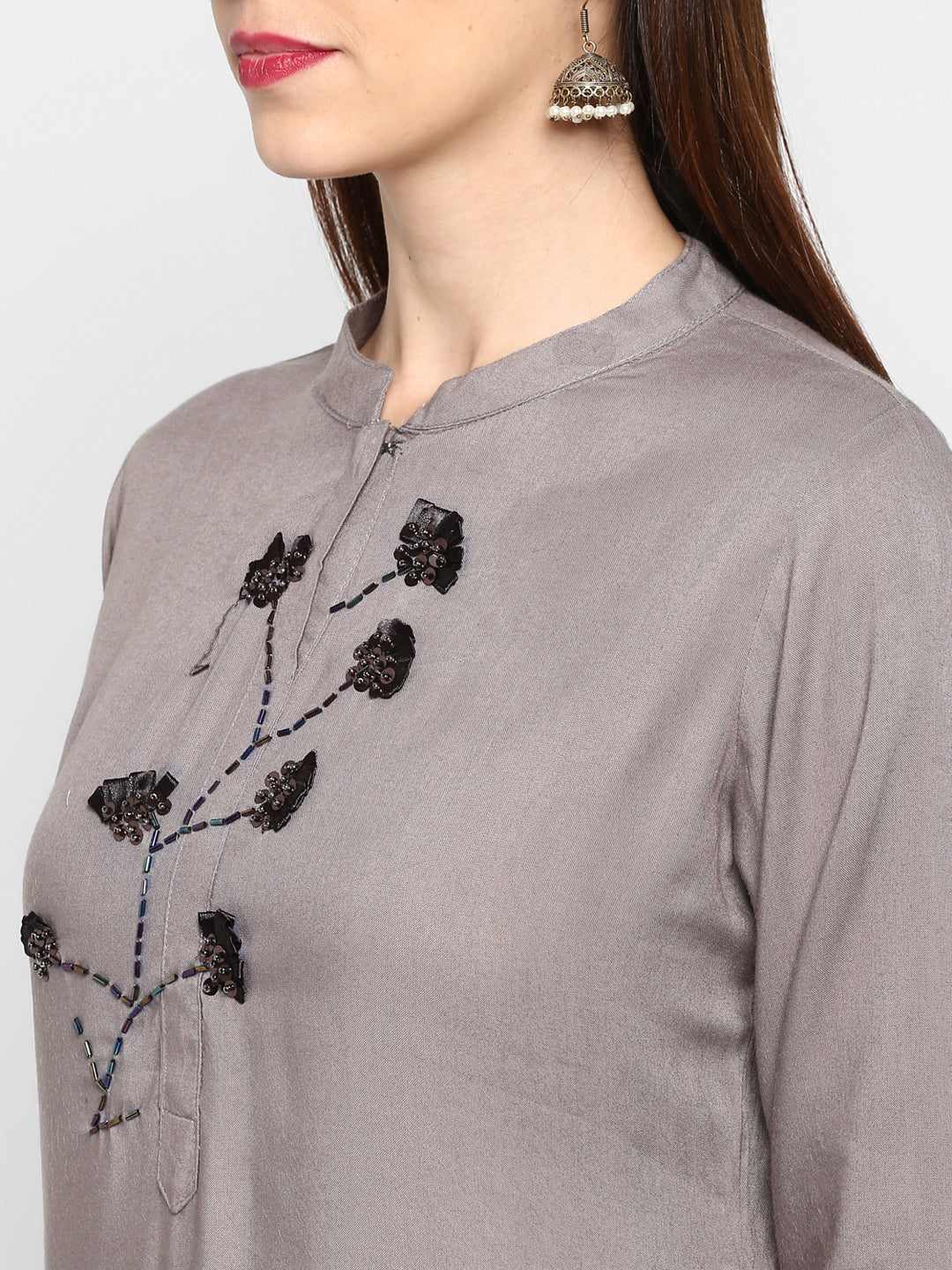 NOZ2TOZ Women Grey Rayon Kurti (1pc) - Swadesiicart