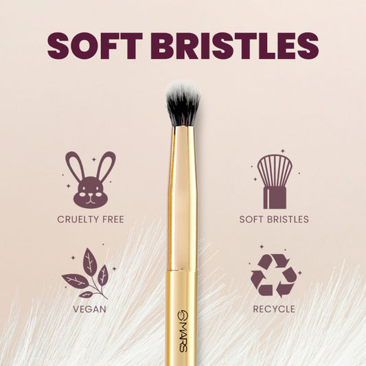MARS Cosmetics Artist's Arsenal Small Eyeshadow Blending Brush
