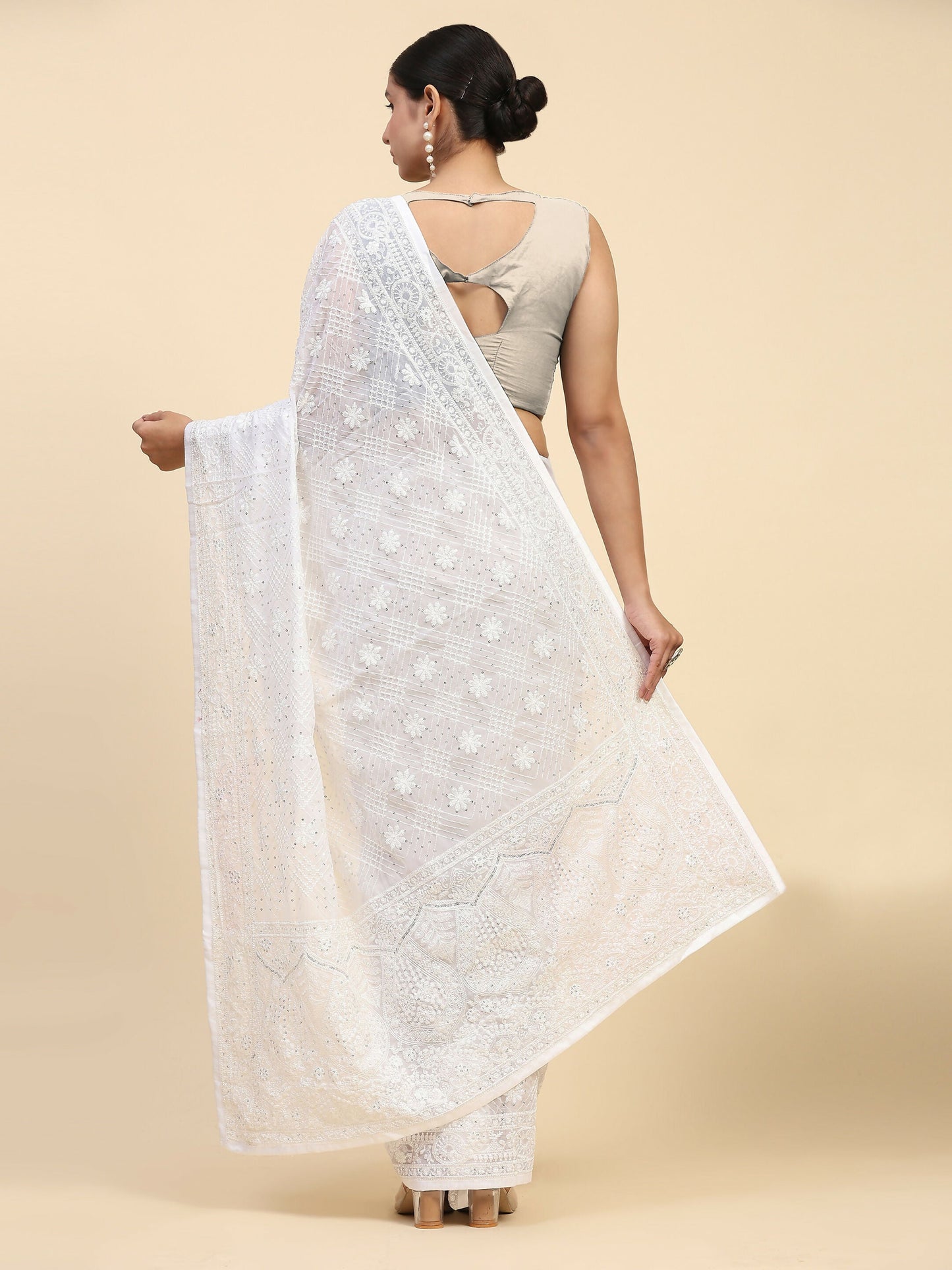 Vamsee Hemangi Georgette Saree - Swadesiicart