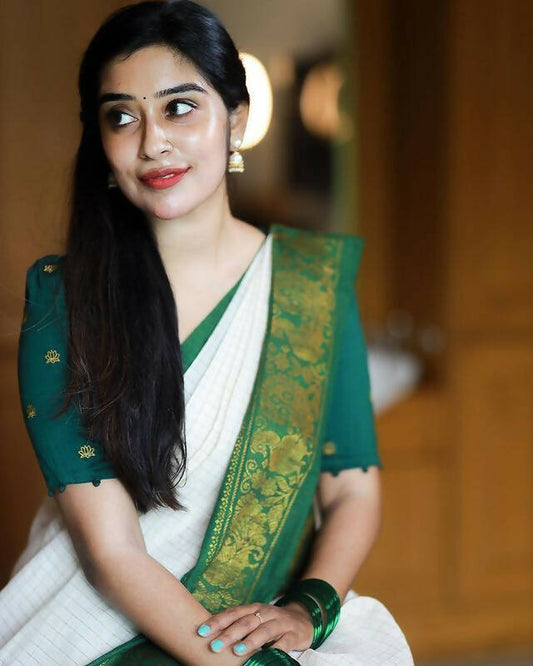 DEIANA'S Beautiful Designer Golden zari Soft Lichi Silk Saree - Green - Swadesiicart