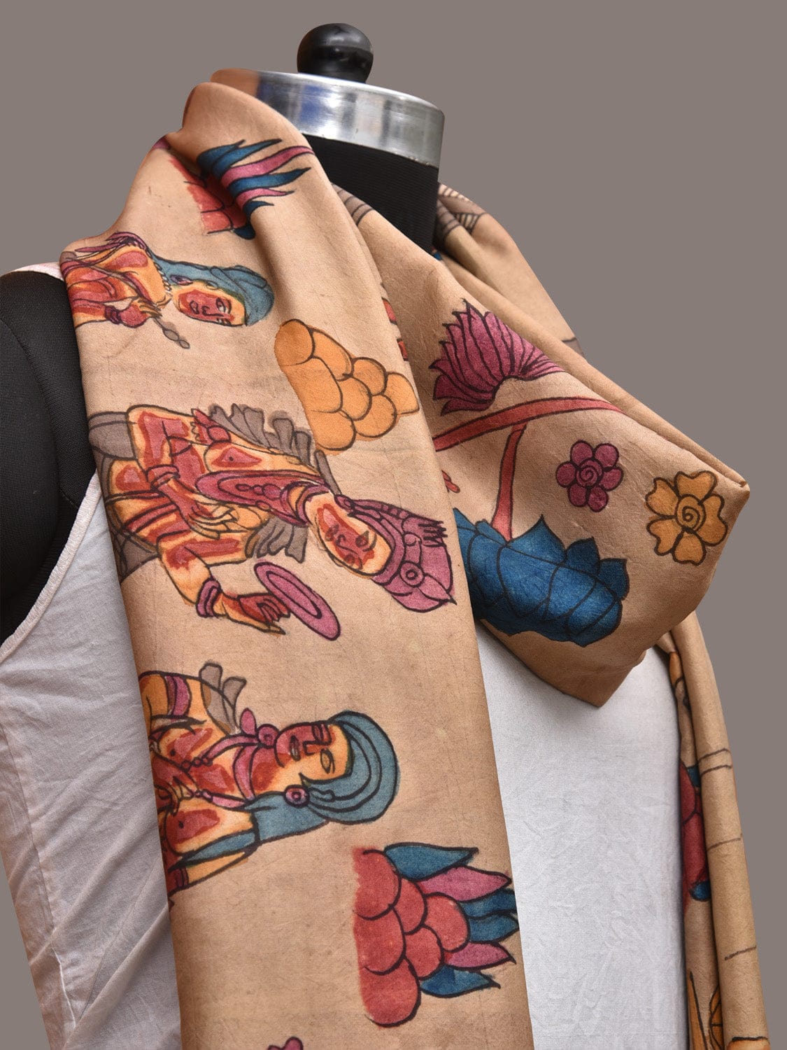 Cream Kalamkari Hand Painted Kanchipuram Silk Handloom Dupatta with Ajanta Design - Global Threads | Swadesiicart