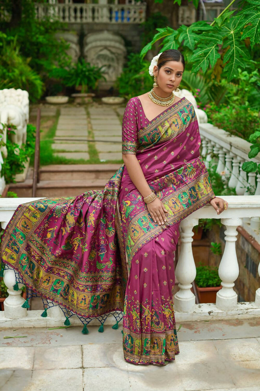 Vishnu Weaves Women's Wine Banarasi Silk Kashmiri Woven Saree with Blouse - Swadesiicart