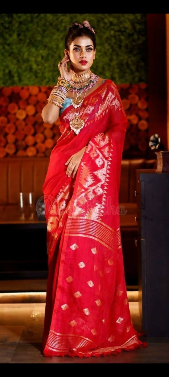 Exclusive Collection Red Beautiful Linen Jamdani Saree - Swadesiicart
