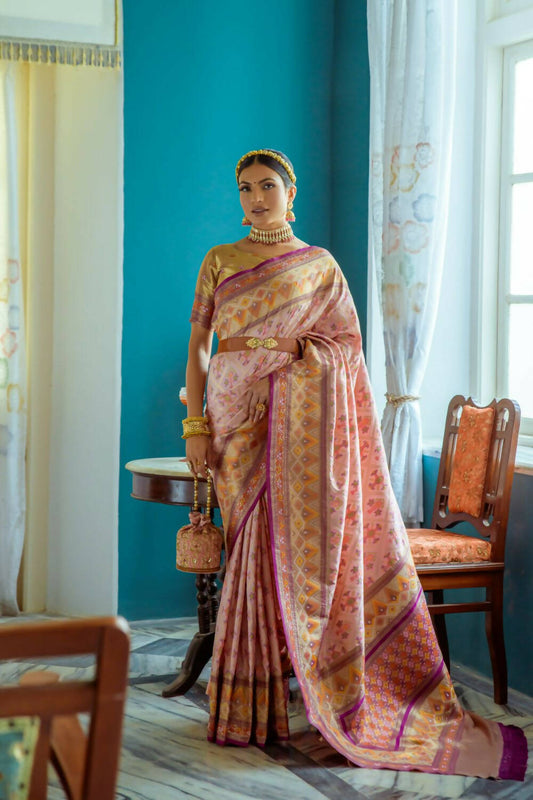Vishnu Weaves Women's Baby Pink Patola Banarasi Silk Meenakari Zari Woven Saree with Blouse - Swadesiicart