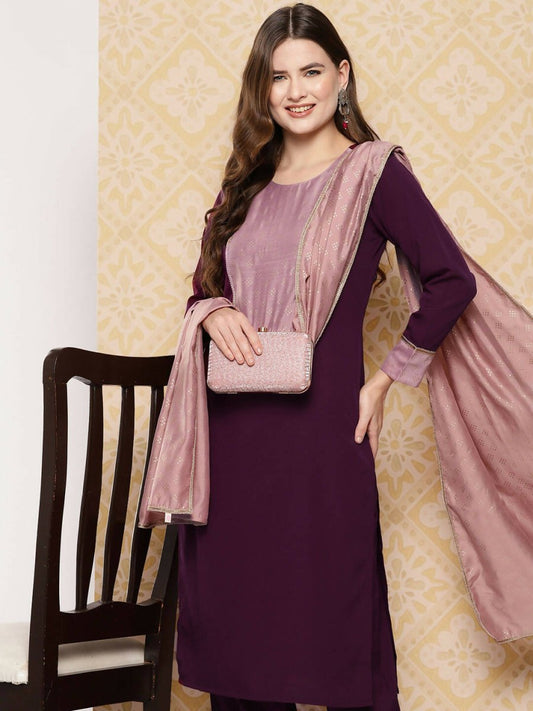 Ahalyaa Women's Traditional wear Kurta Set - Burgundy | Swadesiicart