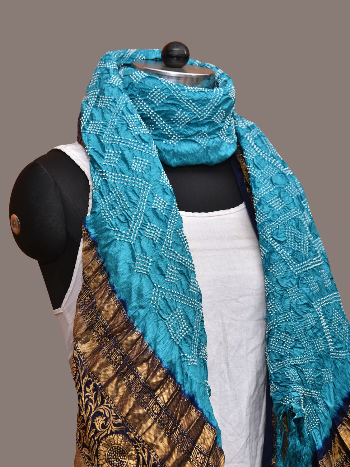 Dark Blue and Blue Bandhani Kanchipuram Silk Handloom Dupatta with Border Design - Global Threads | Swadesiicart