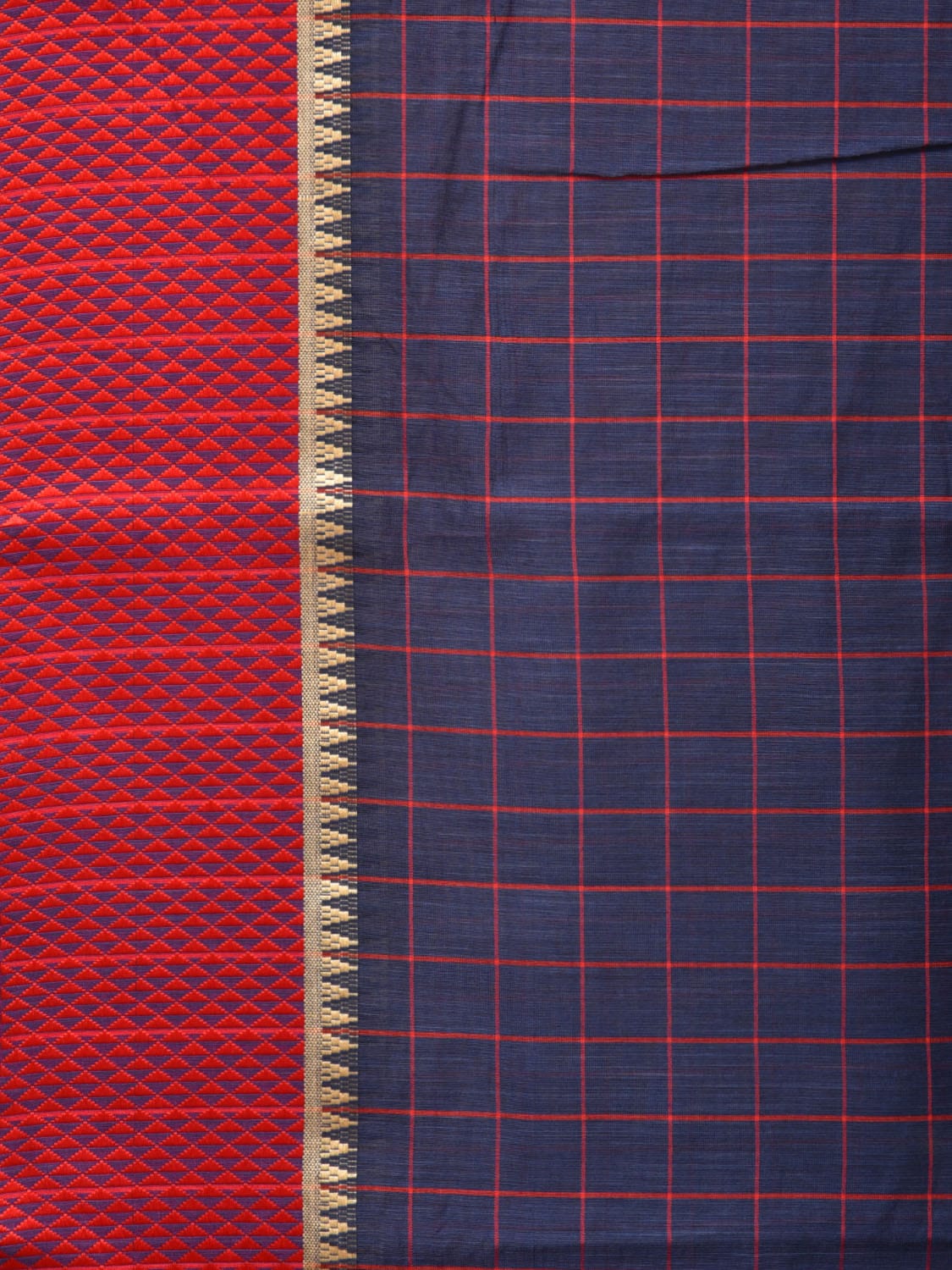 Dark Blue and Red Bamboo Cotton Saree with Big Checks Design No Blouse - Global Threads | Swadesiicart