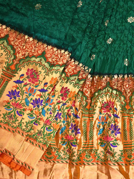 Dark Green Bandhani Paithani Silk Handloom Saree with One Side Border Design - Global Threads | Swadesiicart