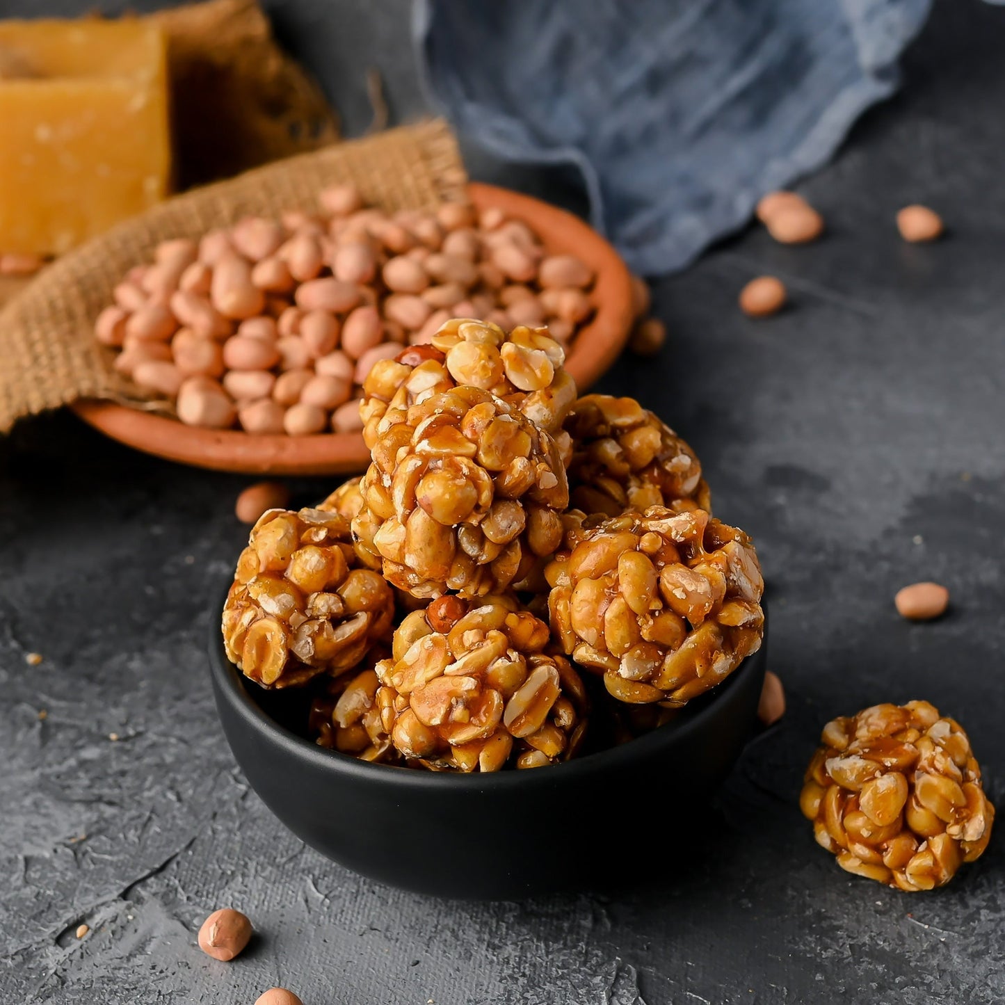 Vellanki Foods - Groundnut Laddu / Chikki Vundalu - Swadesiicart